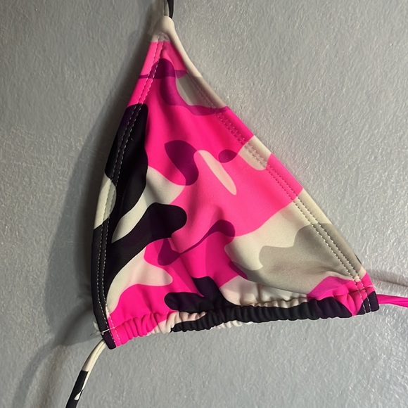 Bikini top! - Picture 2 of 4